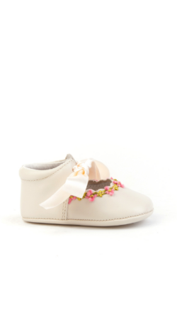 ⁦נעל פרינסס - שמנת⁩ – תמונה ⁦3⁩