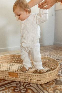 ⁦knit baby set - ivory⁩ – תמונה ⁦3⁩